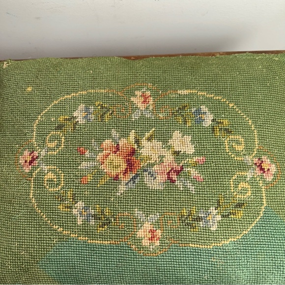 Vintage Handcrafted Needlepoint Floral Footstool Wood Victorian Grandma Green - Picture 5 of 16